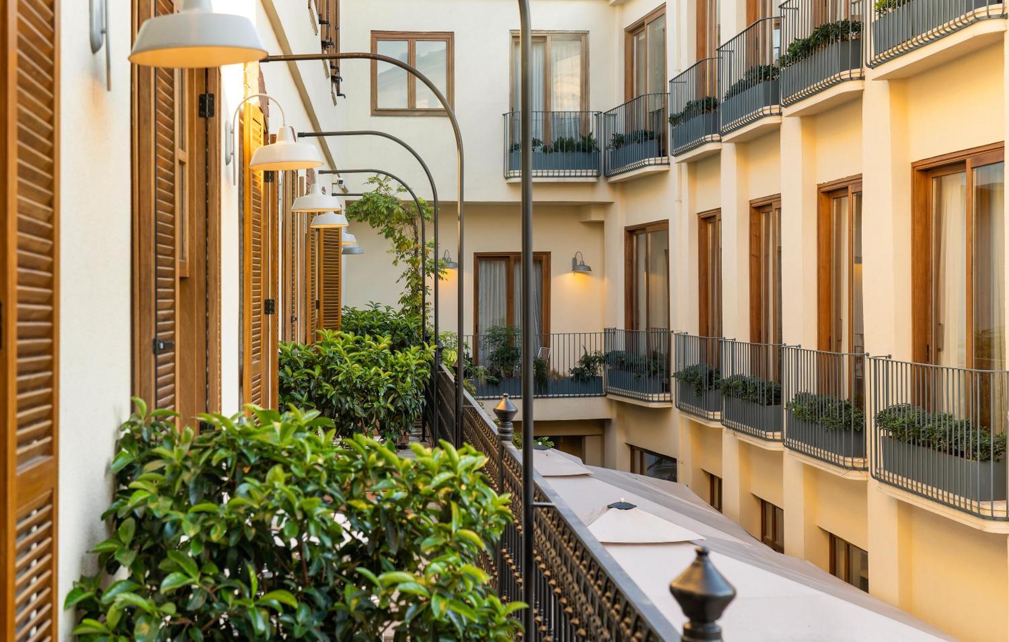 Ecole St. Pierre Hotel Istanbul Exterior foto