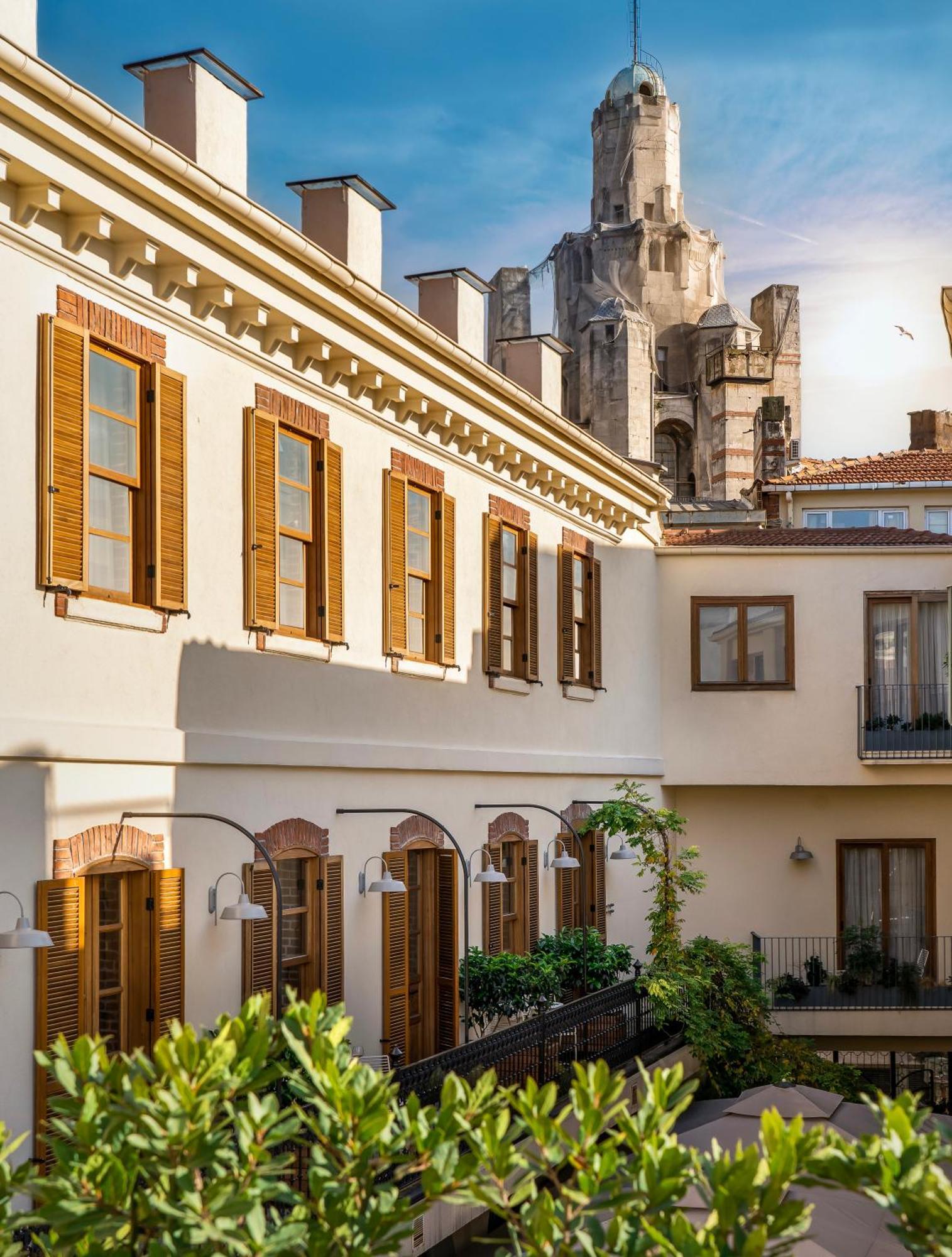 Ecole St. Pierre Hotel Istanbul Exterior foto