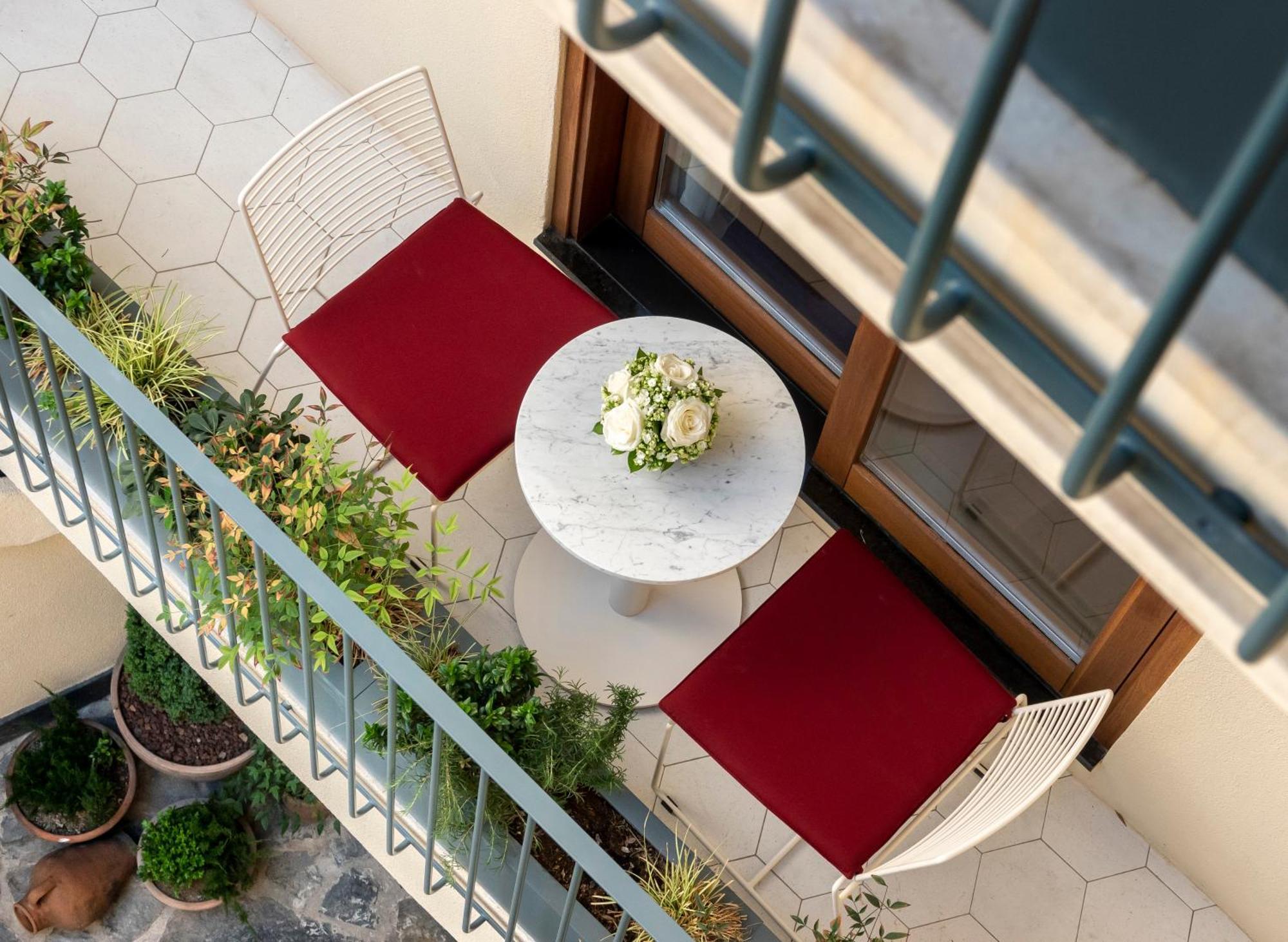 Ecole St. Pierre Hotel Istanbul Exterior foto