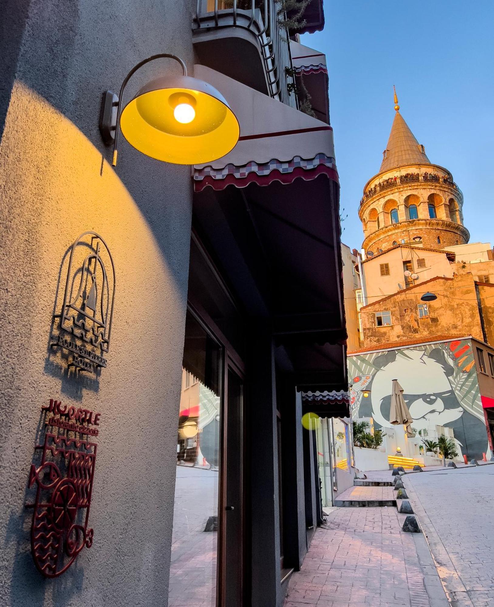 Ecole St. Pierre Hotel Istanbul Exterior foto