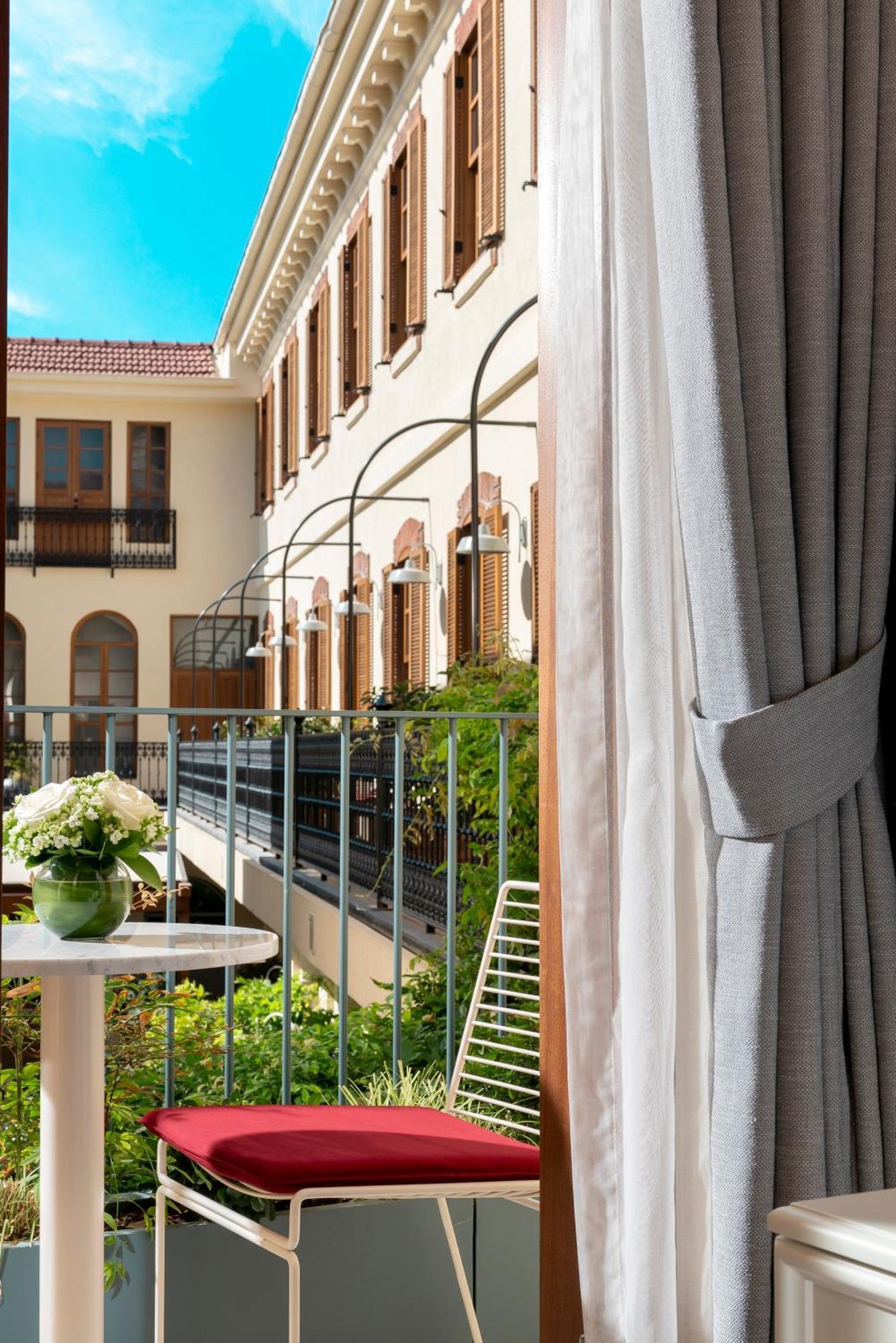 Ecole St. Pierre Hotel Istanbul Exterior foto