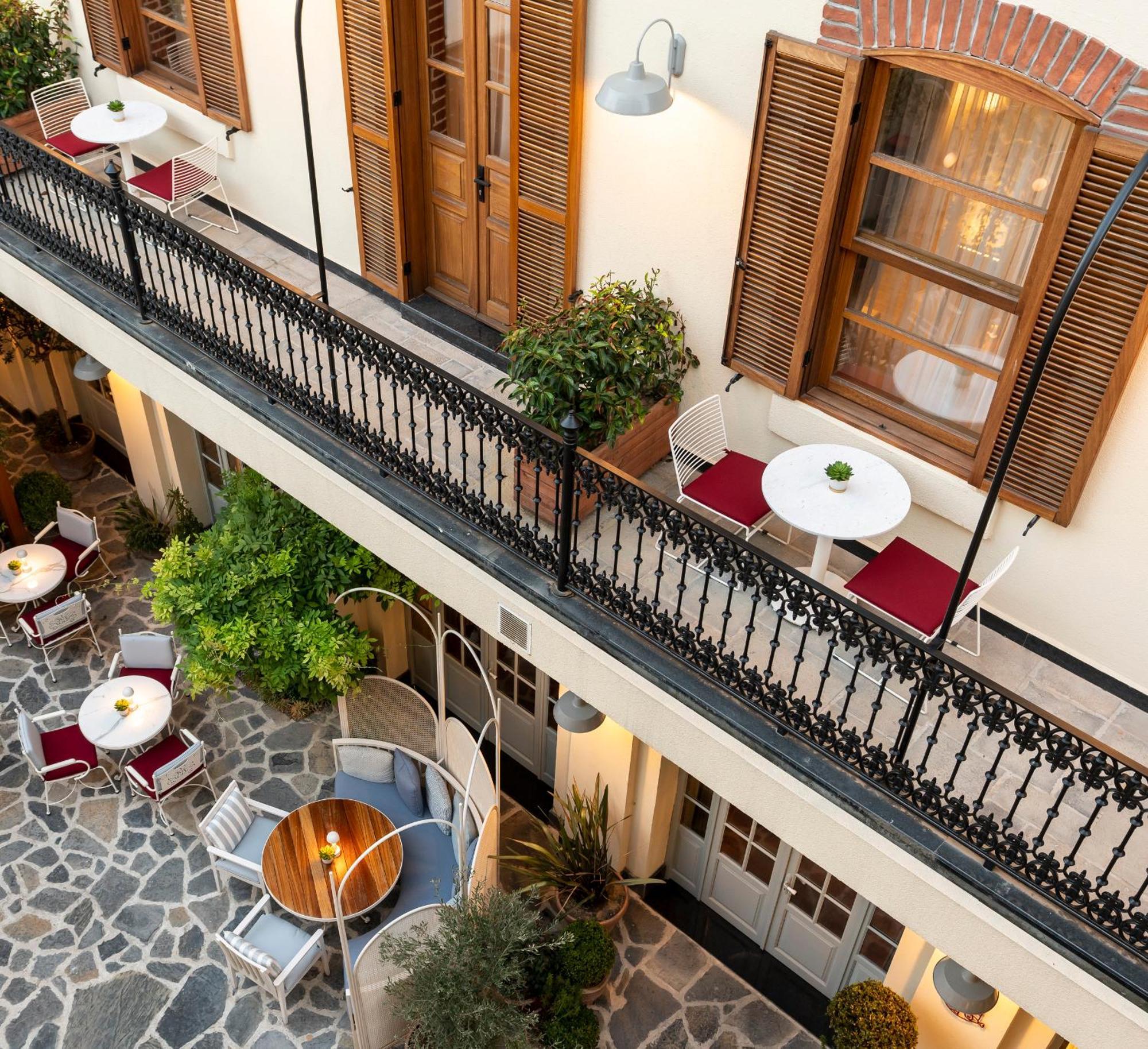 Ecole St. Pierre Hotel Istanbul Exterior foto