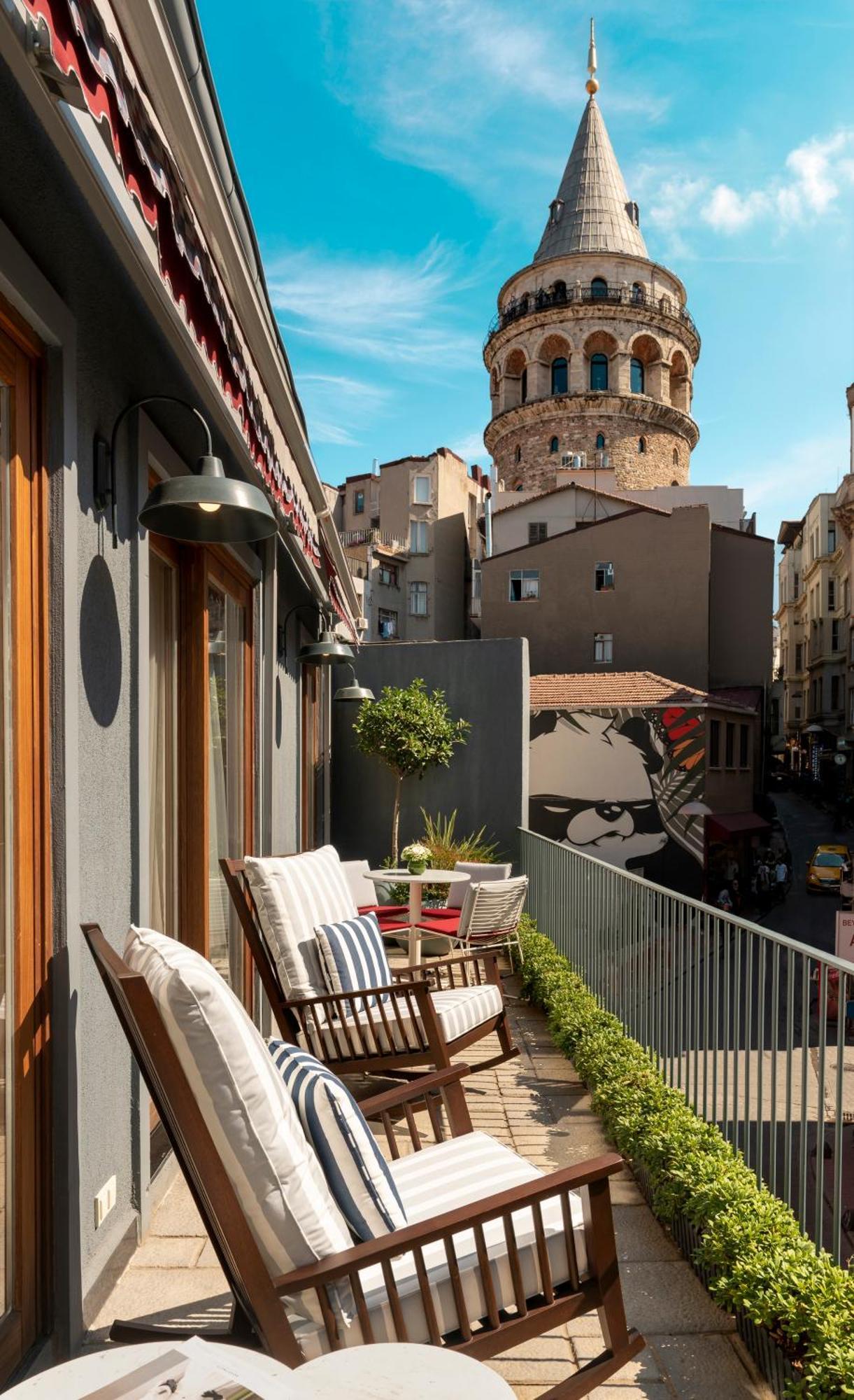 Ecole St. Pierre Hotel Istanbul Exterior foto